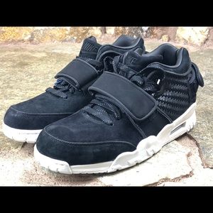 Nike Air Victor Cruz Trainer Black Suede Men sz 9